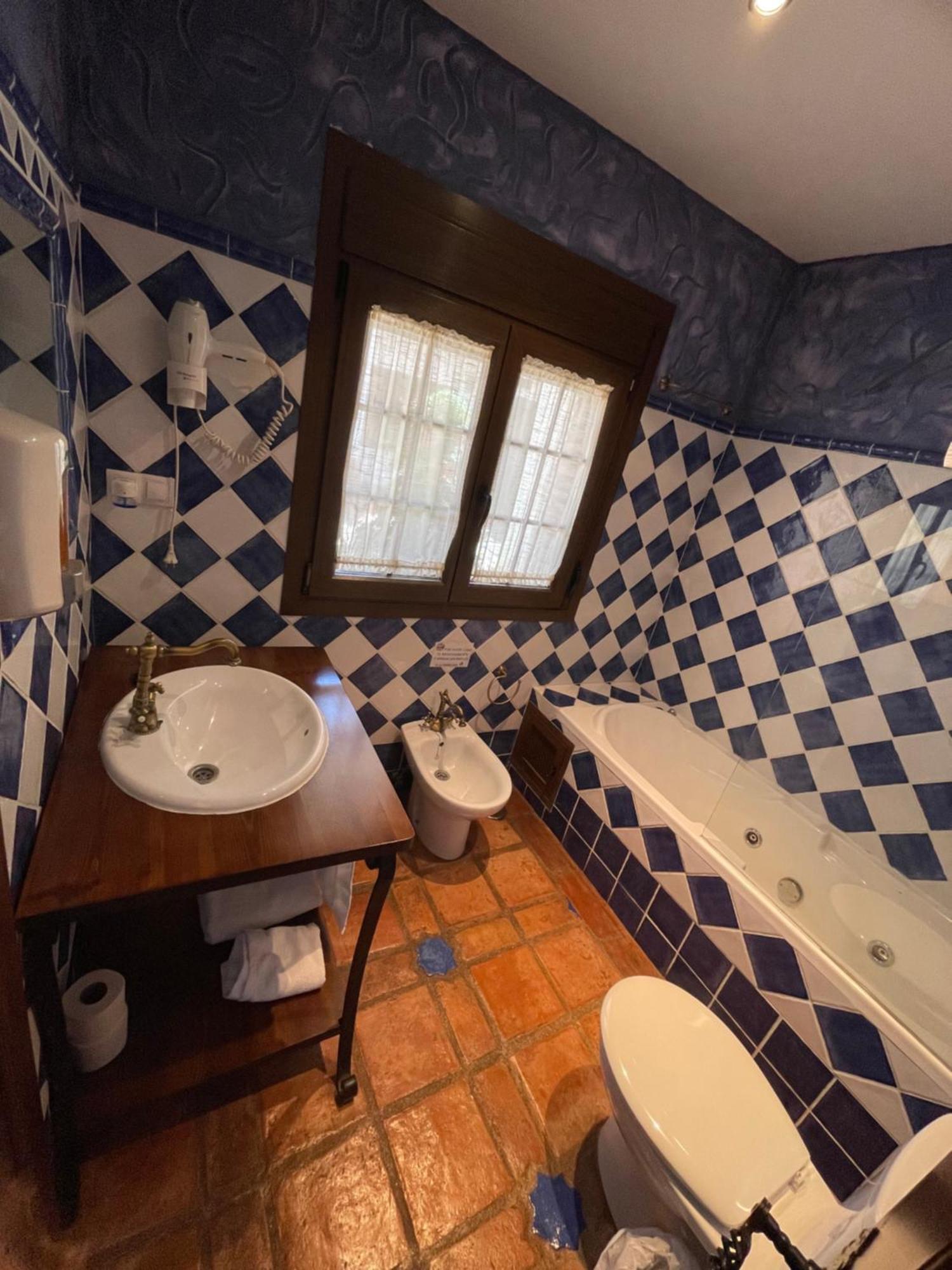 La Hacienda Del Marquesado 호텔 Albunan 외부 사진