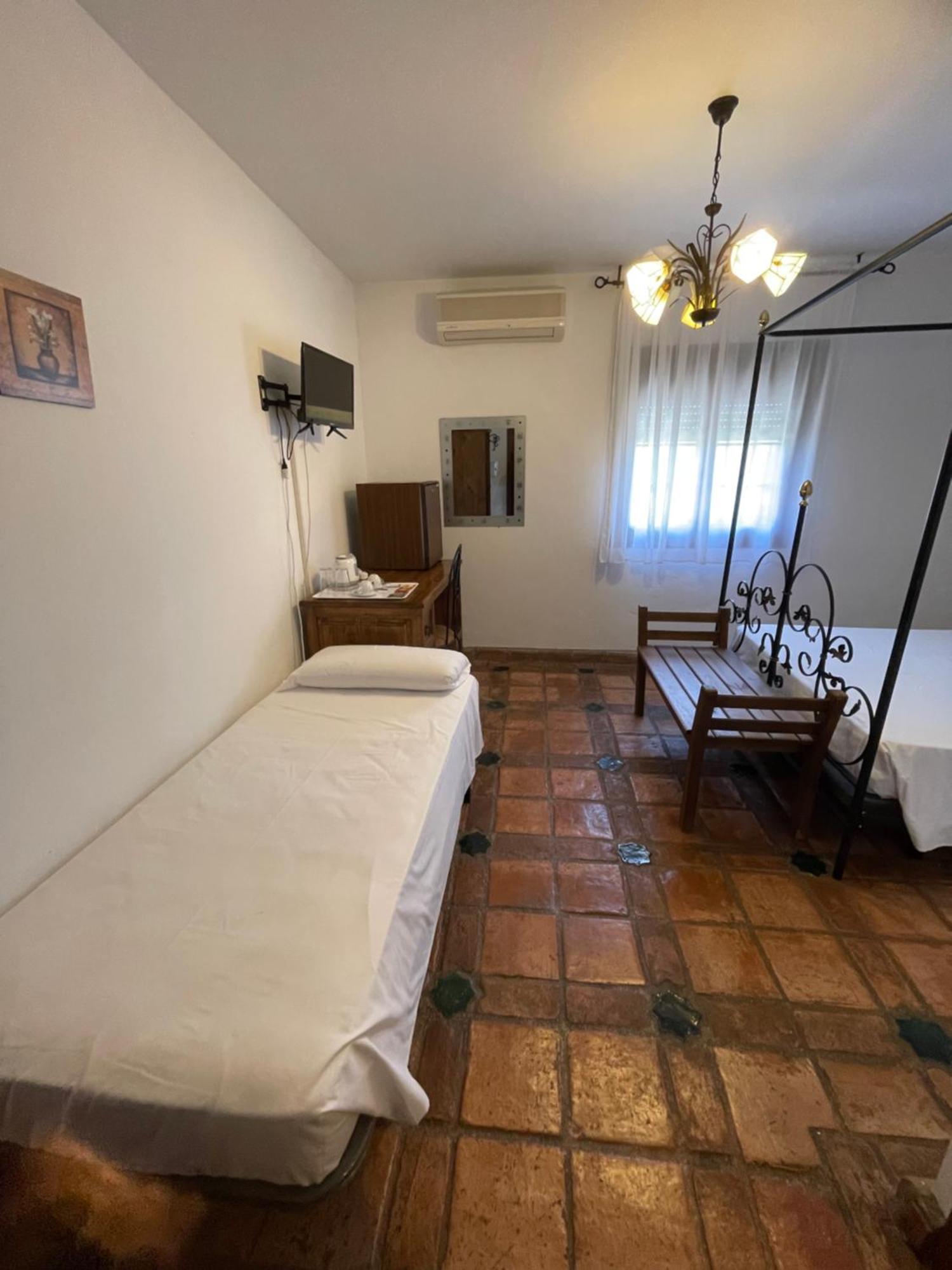 La Hacienda Del Marquesado 호텔 Albunan 외부 사진