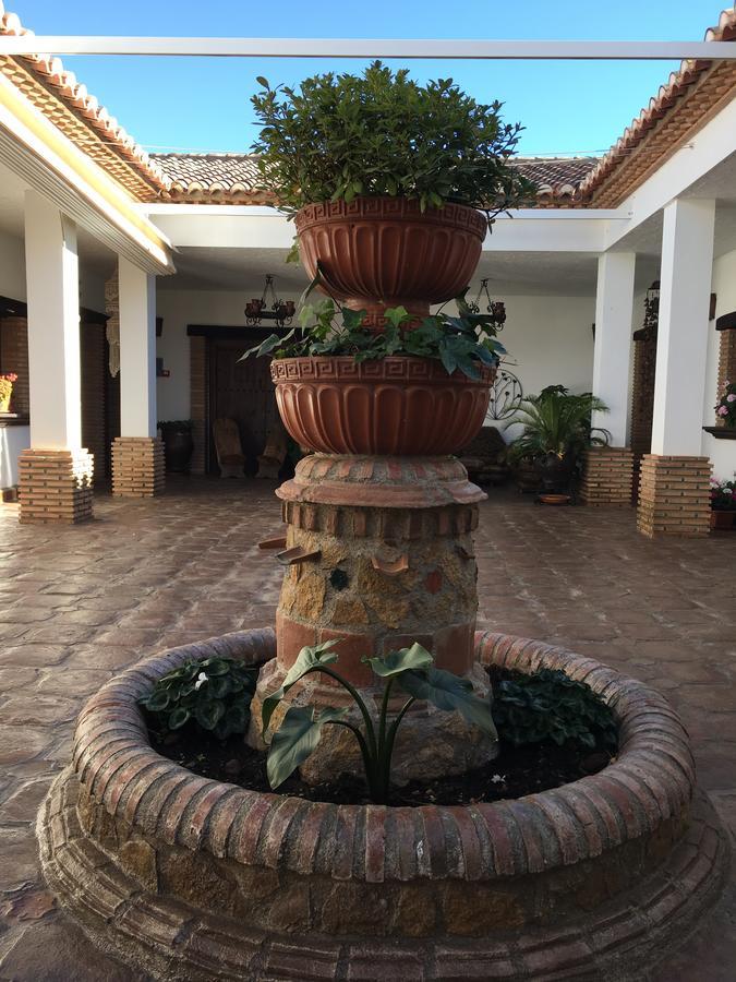 La Hacienda Del Marquesado 호텔 Albunan 외부 사진